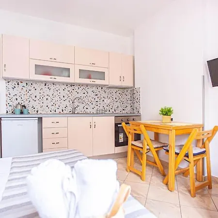 Apartment Stylish 2 Super Ap Himare